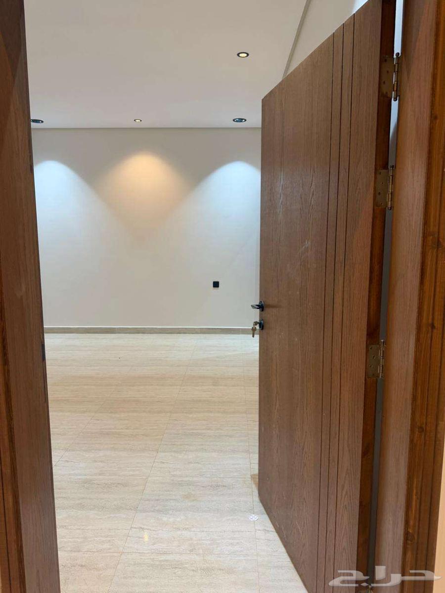 4 bedroom apartment in Al Falah 32