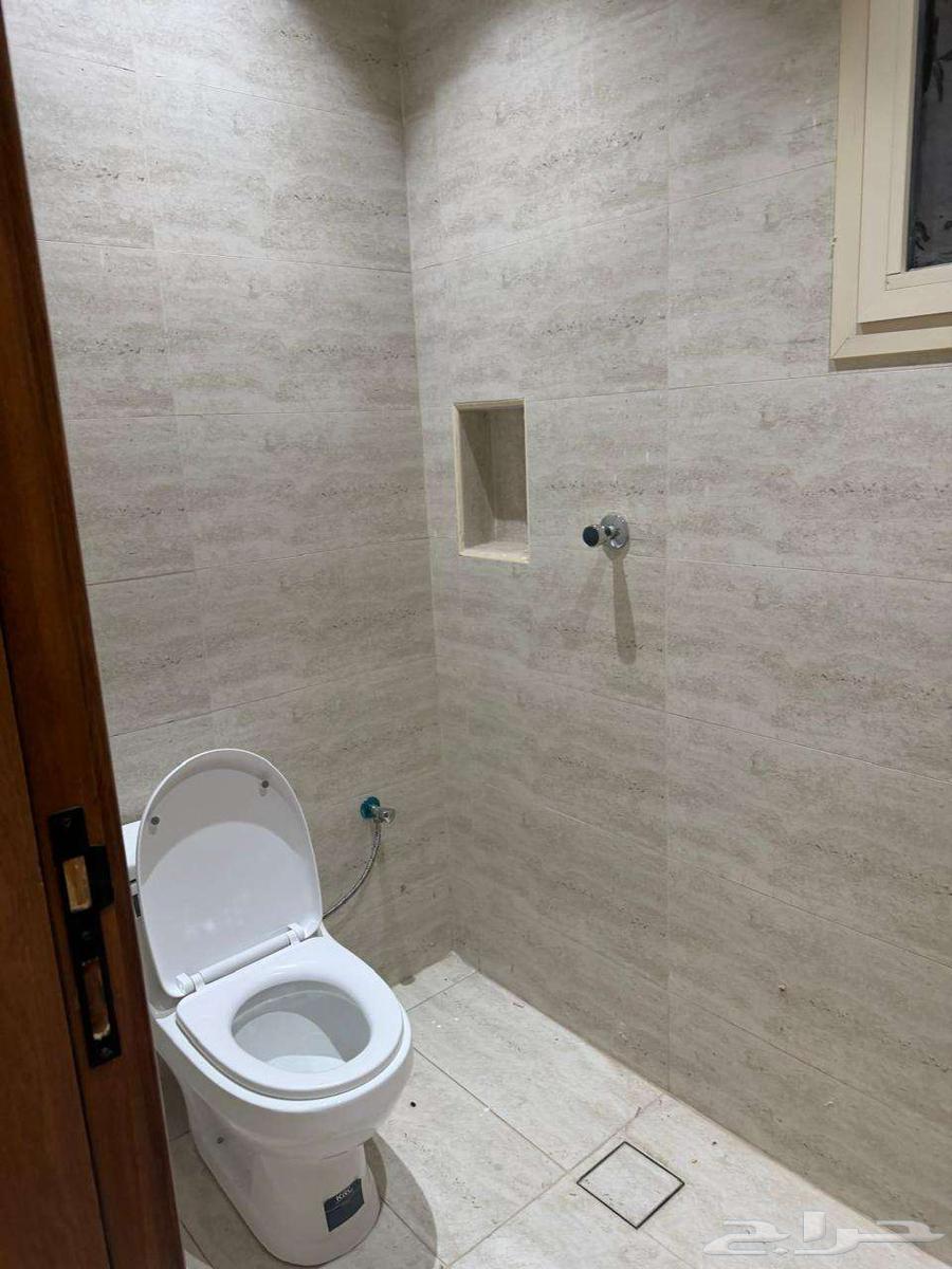 4 bedroom apartment in Al Falah 35