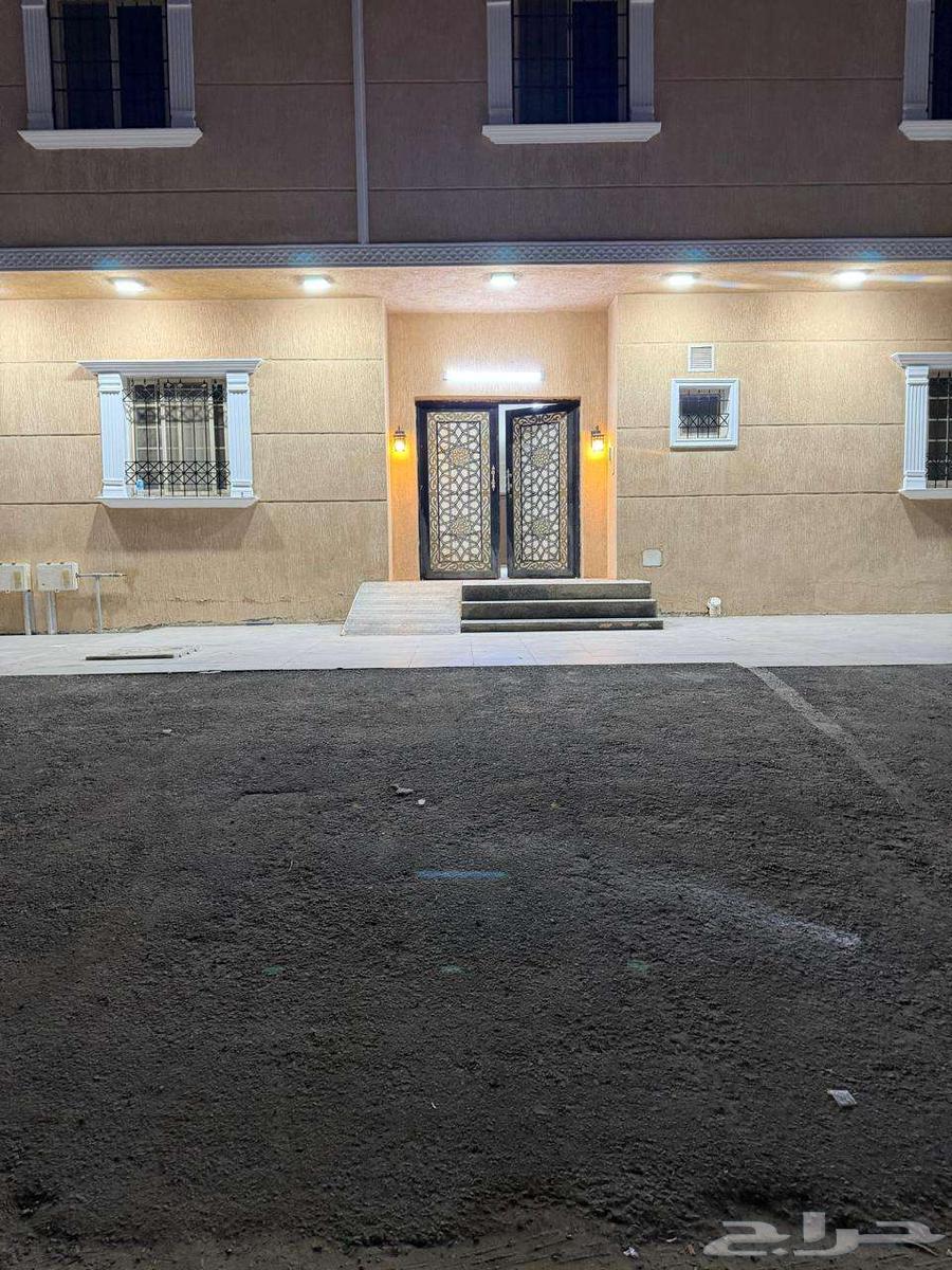 4 bedroom apartment in Al Falah 42