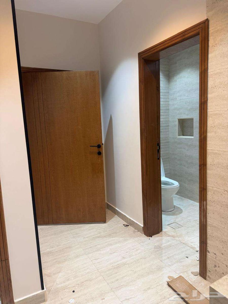 4 bedroom apartment in Al Falah 8