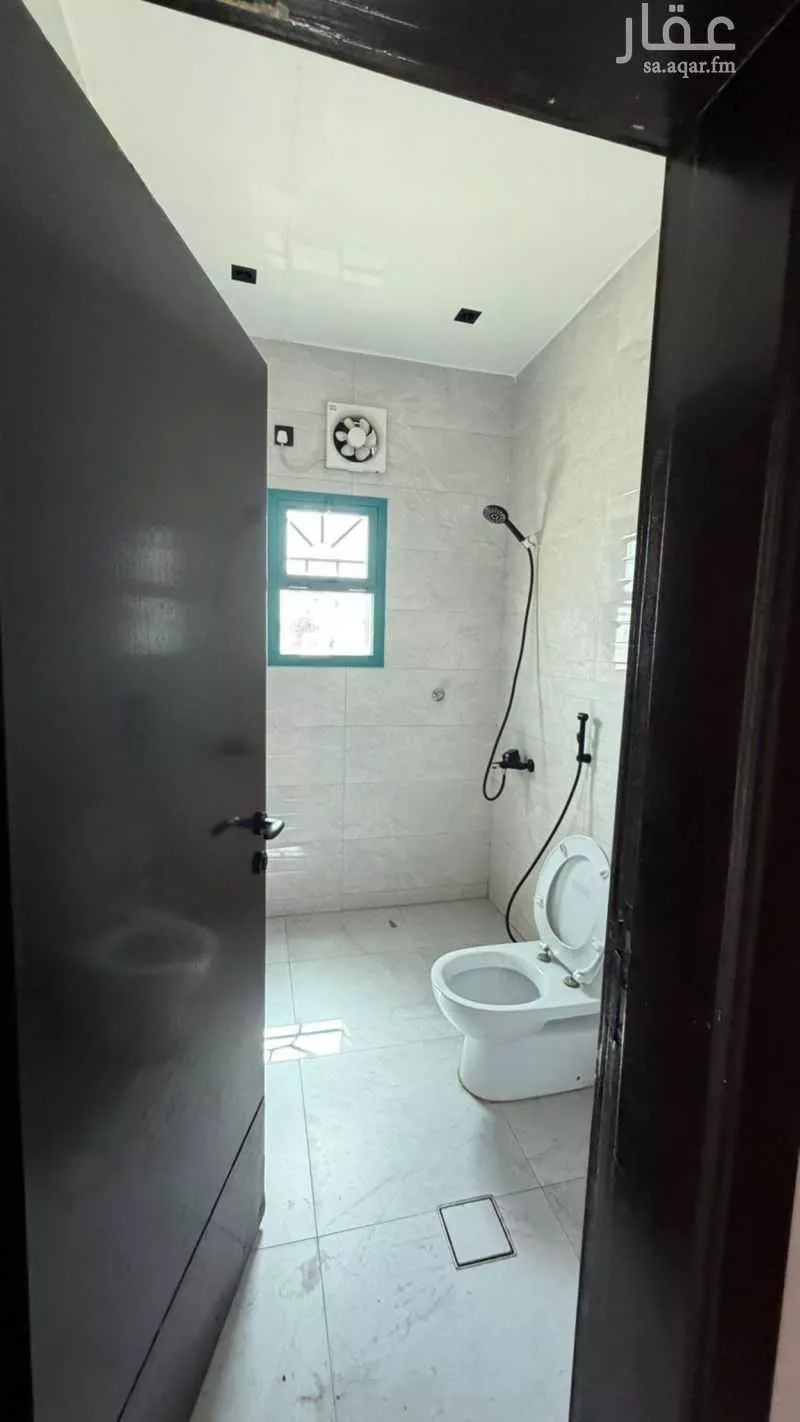 3 bedroom apartment in Al Rabwa 3