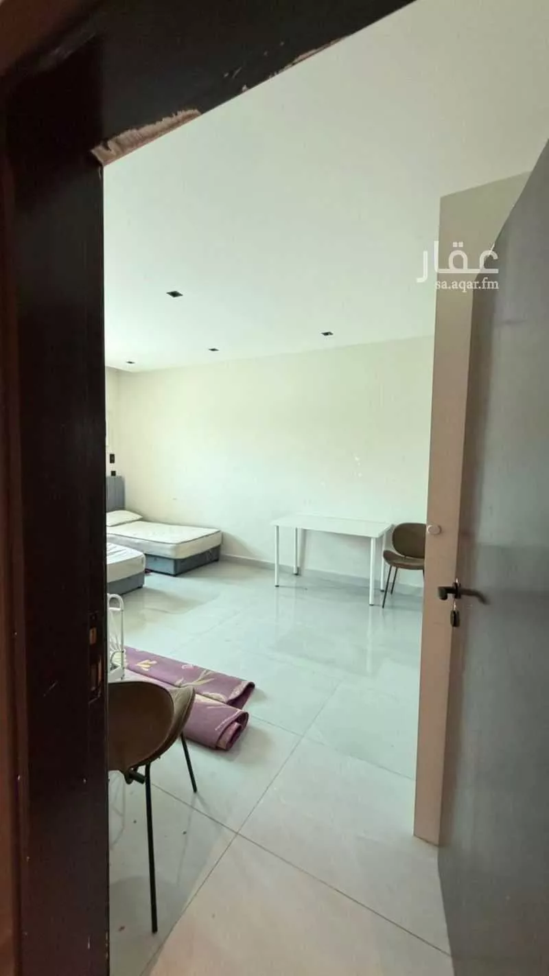 3 bedroom apartment in Al Rabwa 5