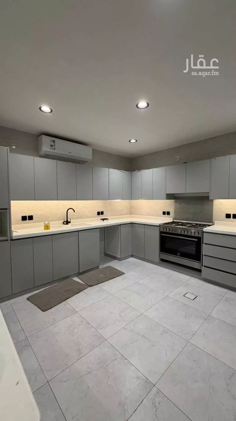 3 bedroom apartment in Al Rabwa 7