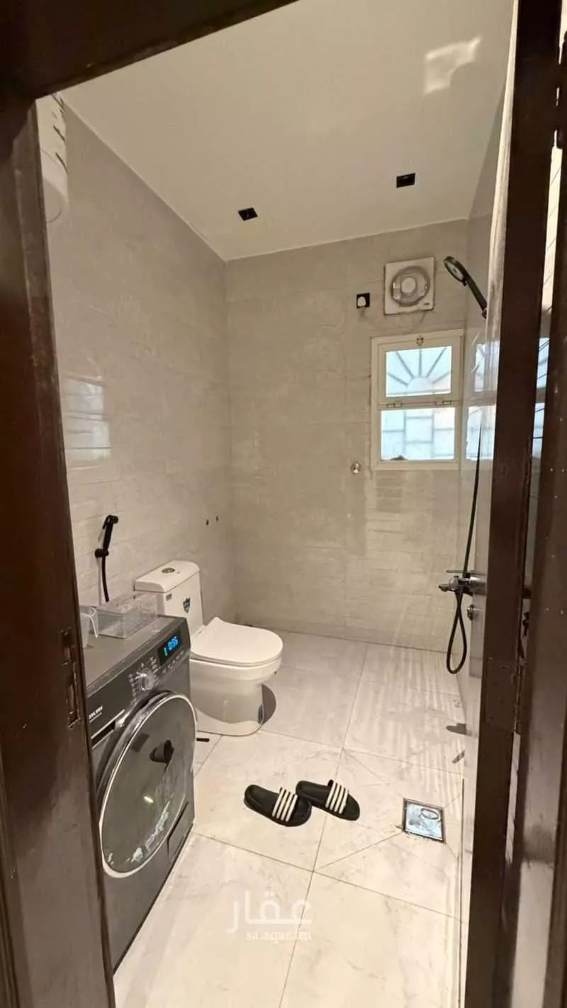 3 bedroom apartment in Al Rabwa 9