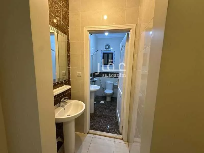620 sqm building in Al Nakheel 10