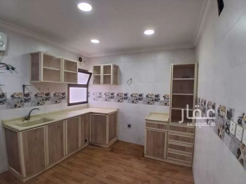 4 bedroom apartment in Ash Shulah, Eastern Province 7