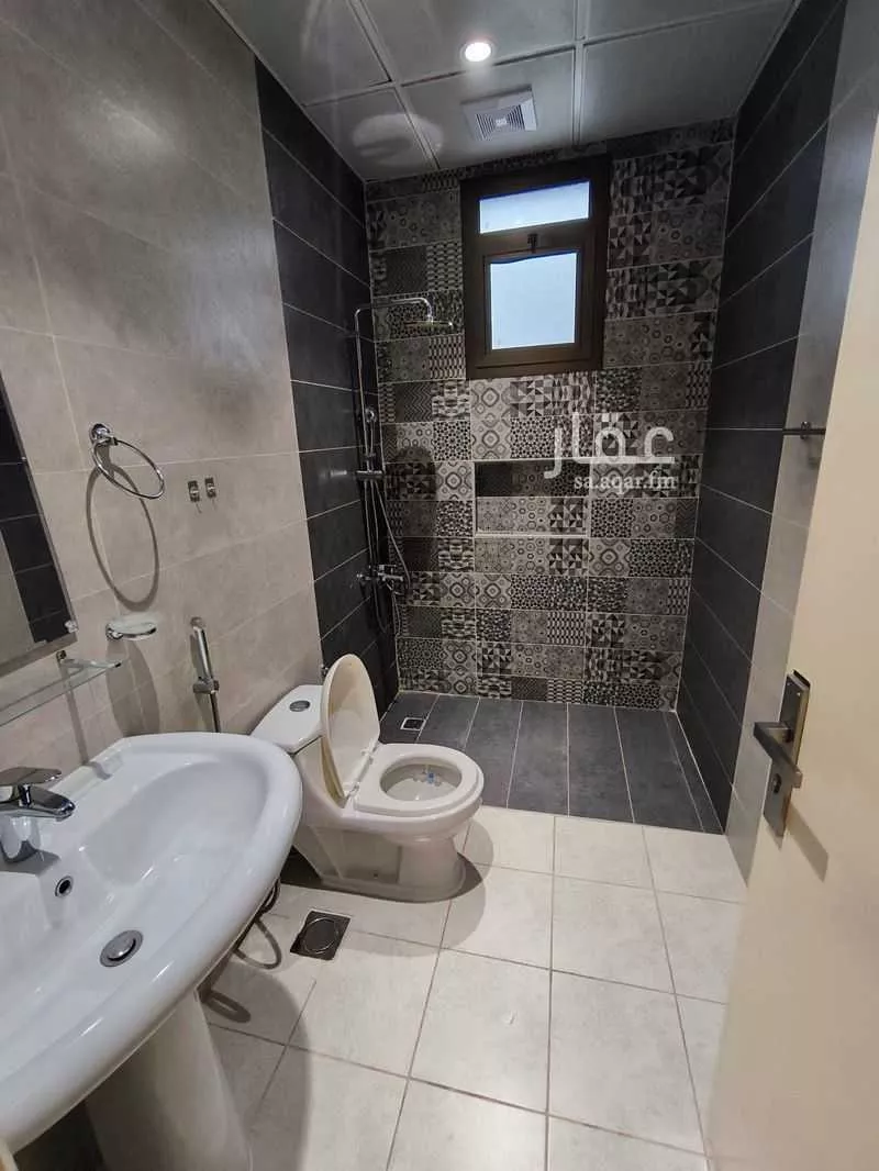 4 bedroom apartment in Ash Shulah, Eastern Province 5