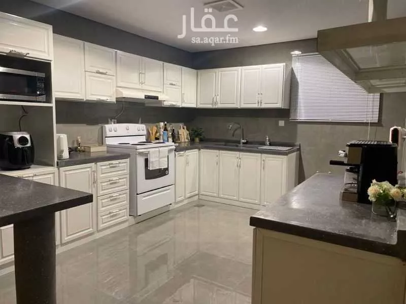 شقة 2 غرف في الملقا 7