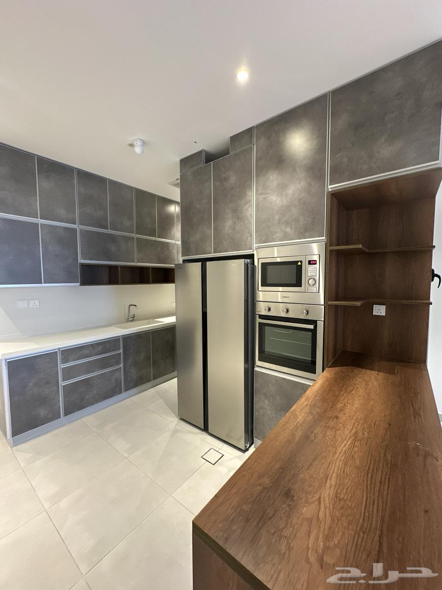 3 bedroom apartment in Al Bahr 22