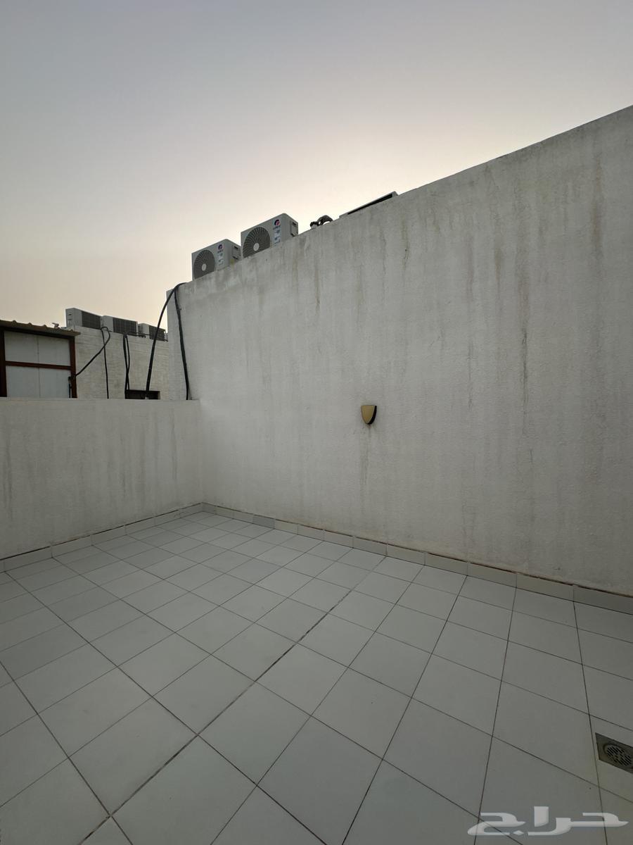 3 bedroom apartment in Al Bahr 7