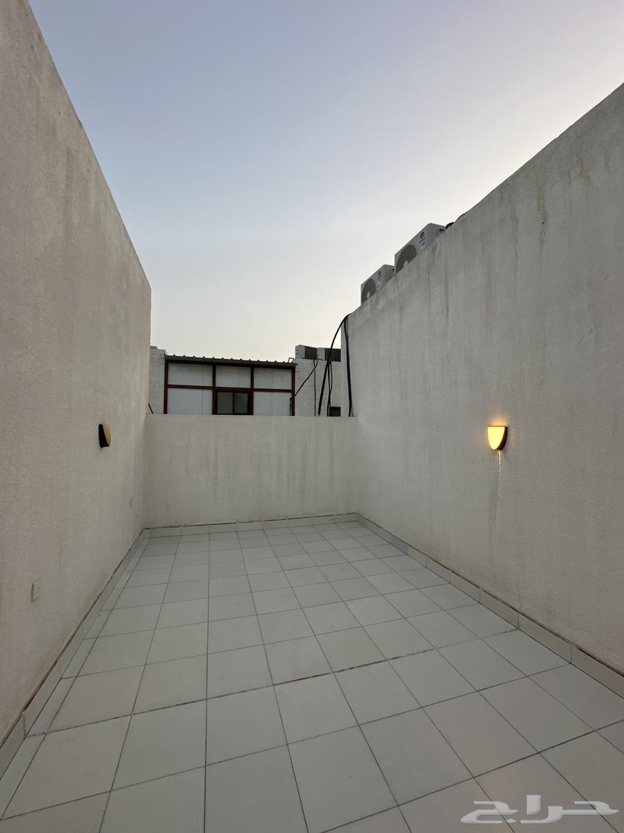 3 bedroom apartment in Al Bahr 8
