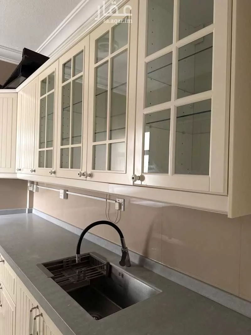 5 bedroom apartment in Al Muntazah 13