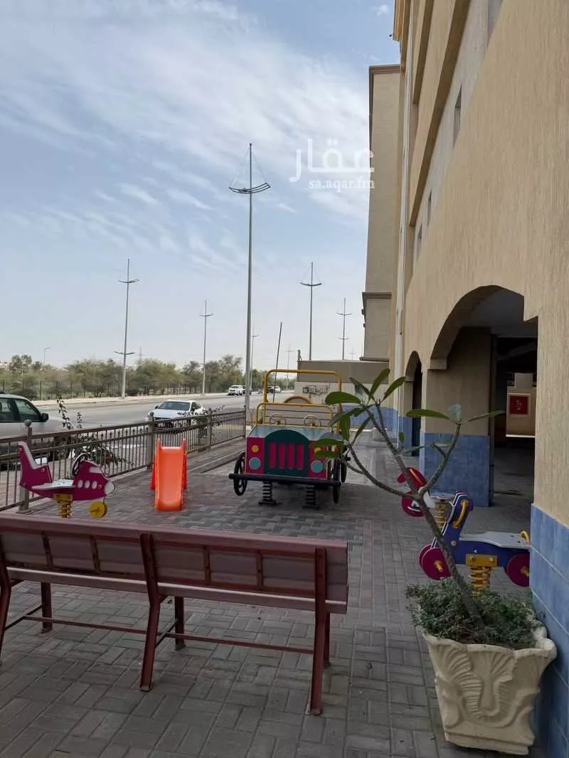 5 bedroom apartment in Al Muntazah 8