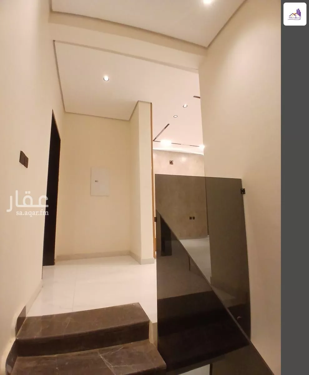 شقة 5 غرف في الرمال 25