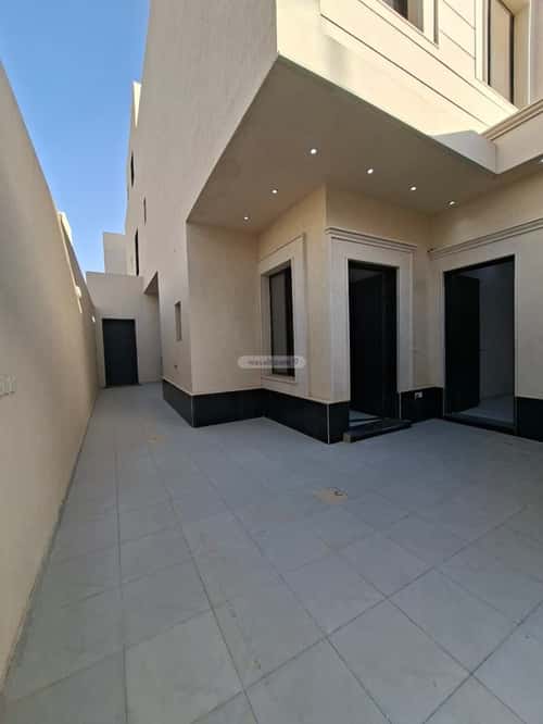 7 bedroom villa in Al Janadriyah 16