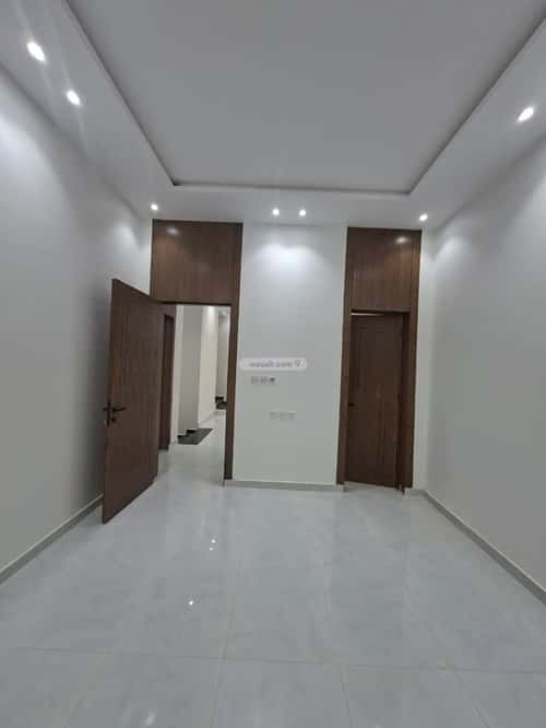7 bedroom villa in Al Janadriyah 6