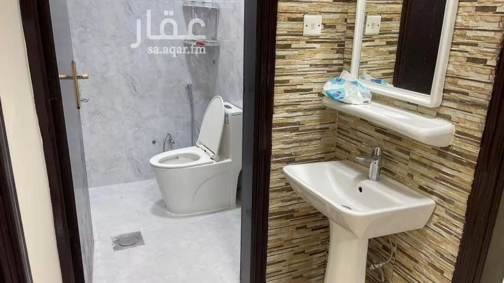 دور 3 غرف في المونسية 8