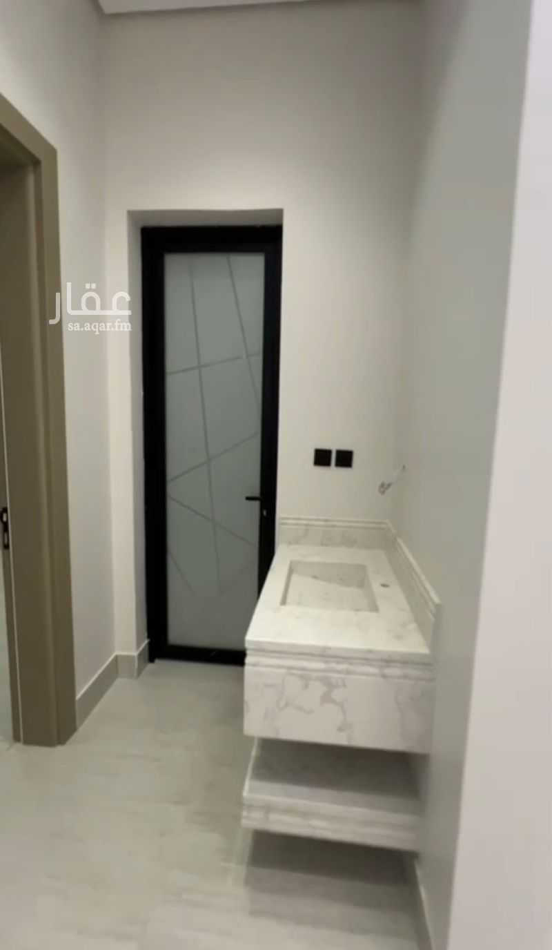 6 bedroom villa in As Sawari, Eastern Province 14