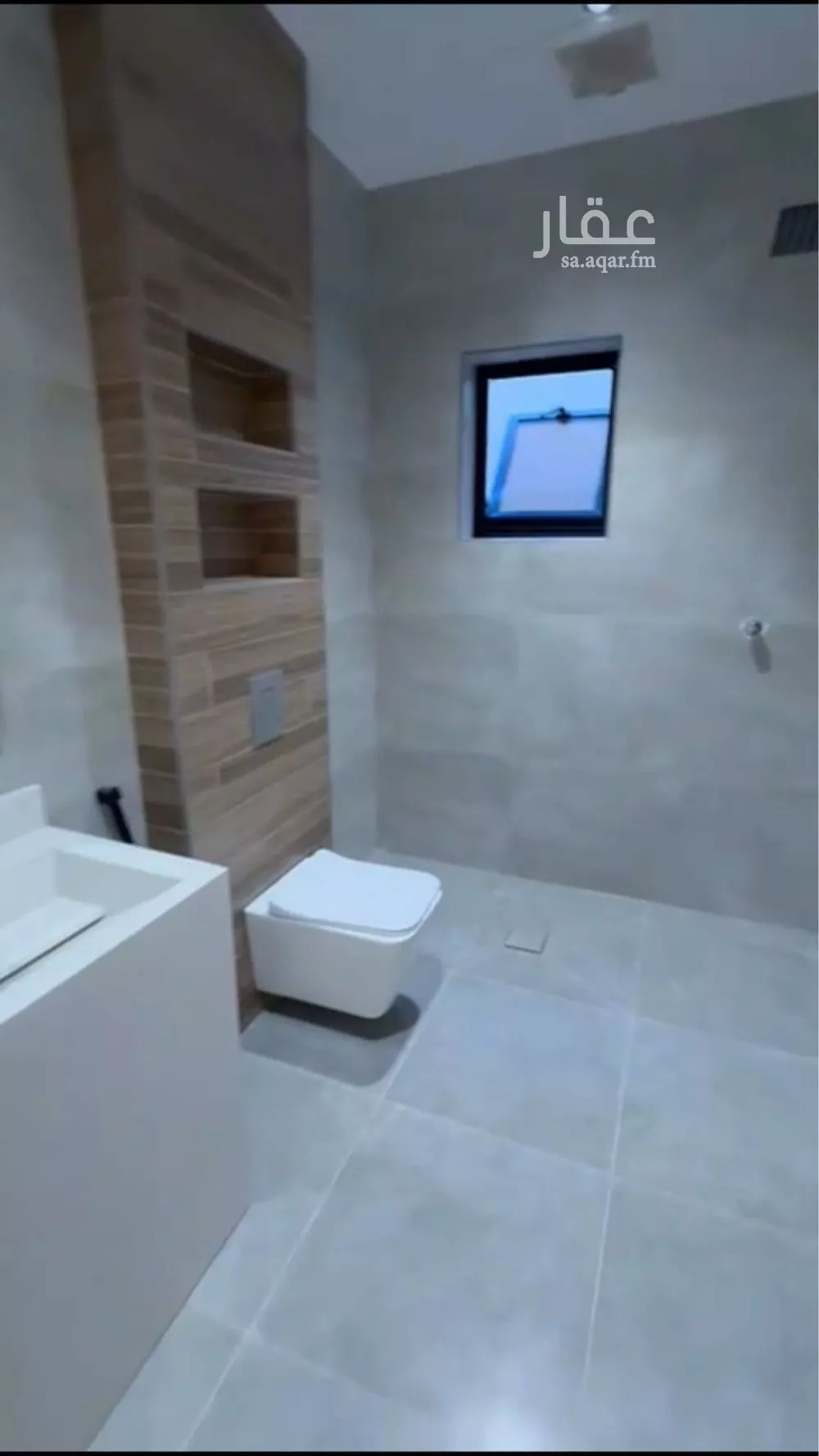8 bedroom villa in King Fahd 3