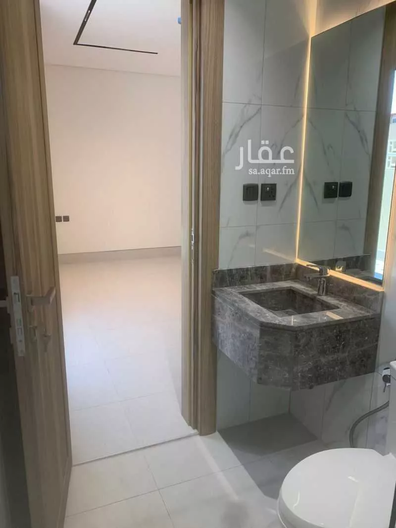4 bedroom villa in Al Hizam Al Akhdar 14
