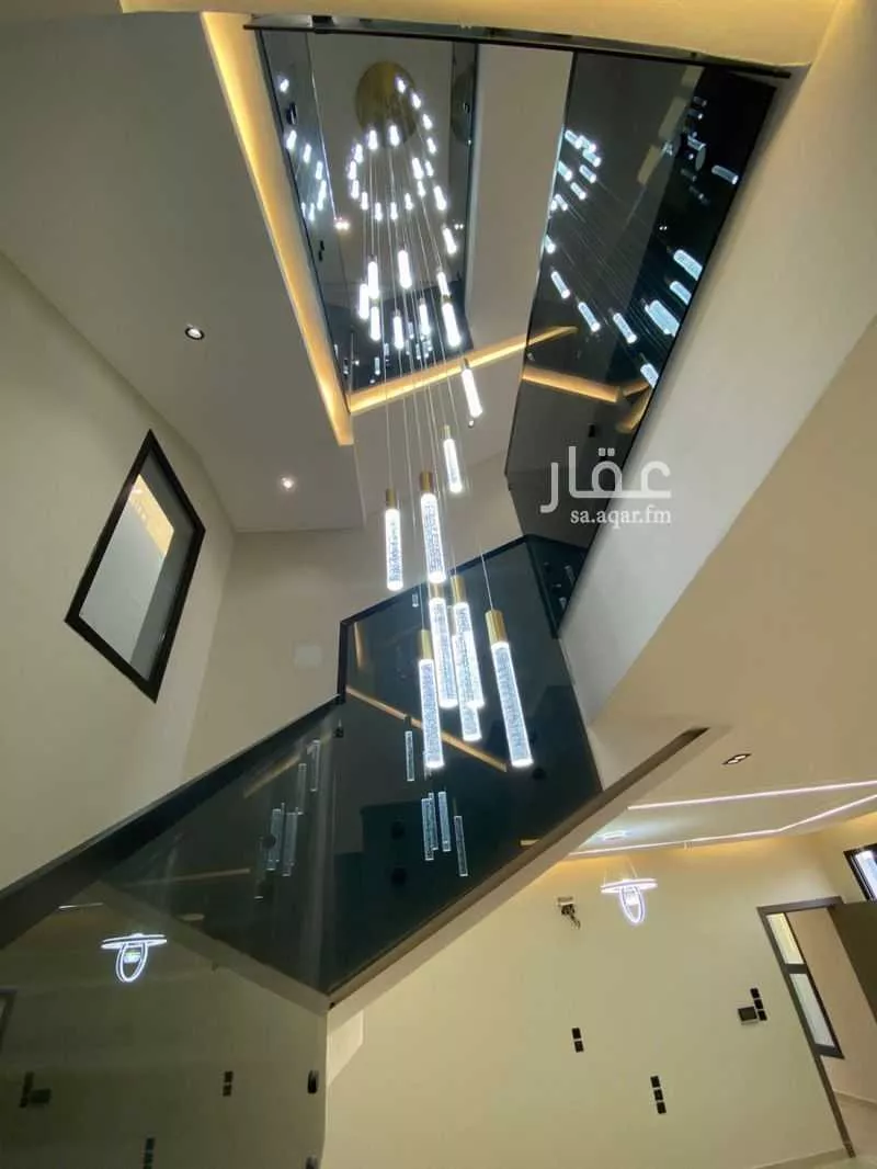 9 bedroom villa in As Sawari 4