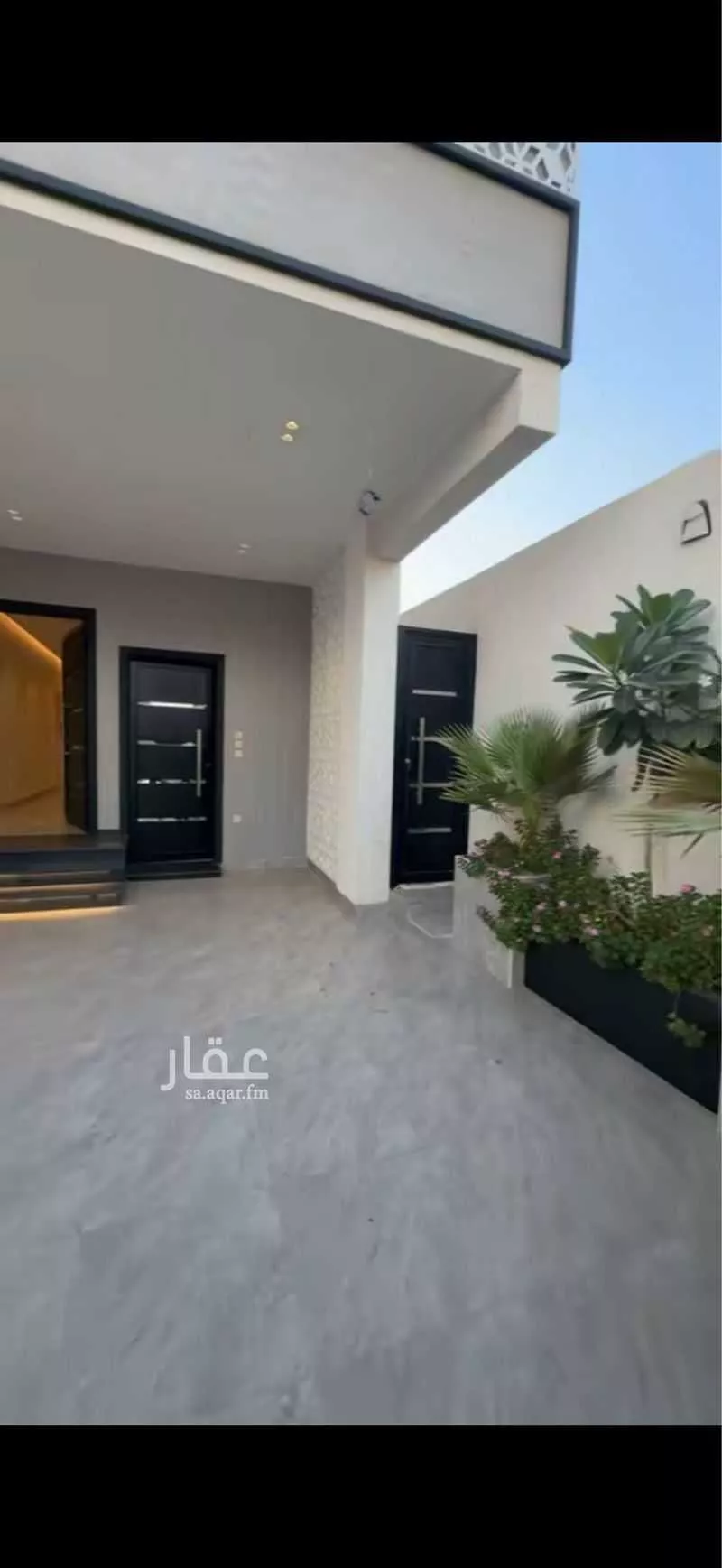 5 bedroom villa in Al Buhayrat 12