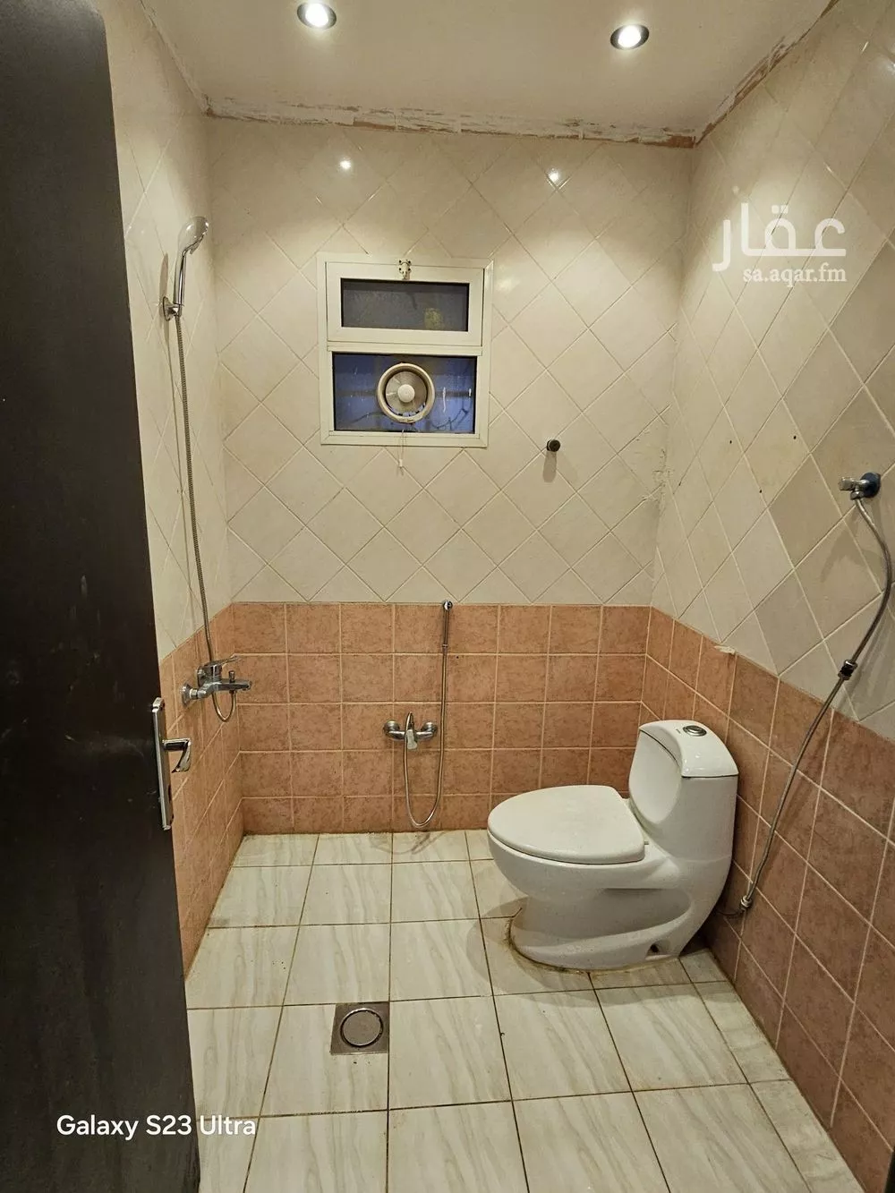 1 bedroom floor in Al Aqiq 3