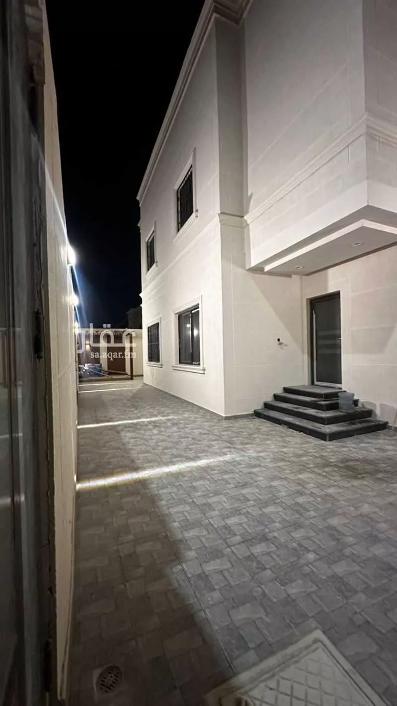 12 bedroom villa in Al Aqiq 3