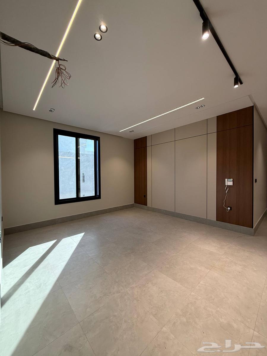 6 bedroom apartment in Wali Al Ahd 3