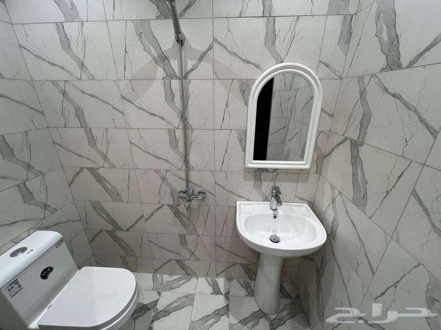 4 bedroom apartment in Wali Al Ahd 5
