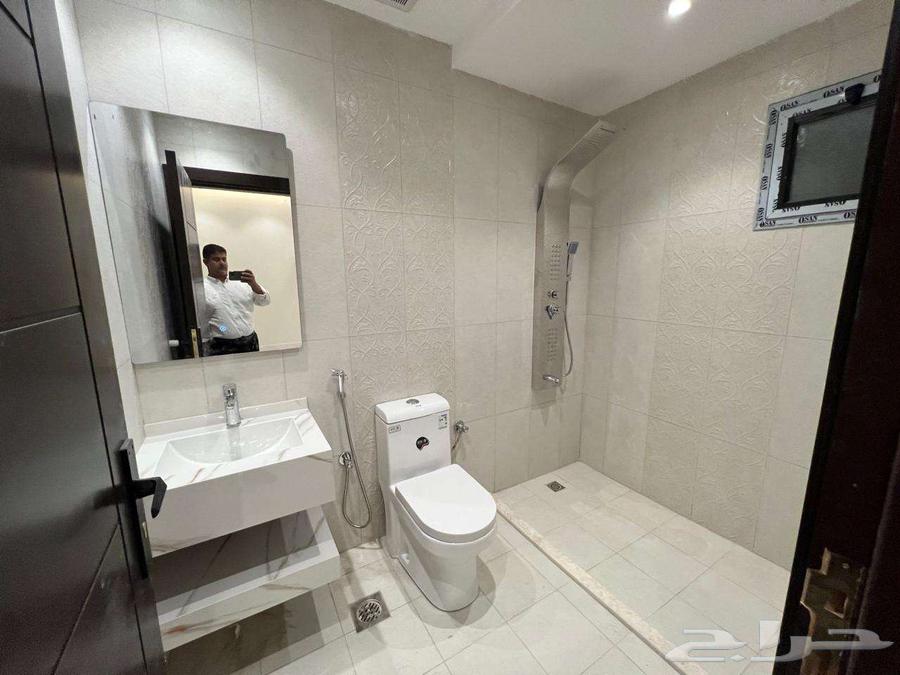 4 bedroom apartment in Wali Al Ahd 6