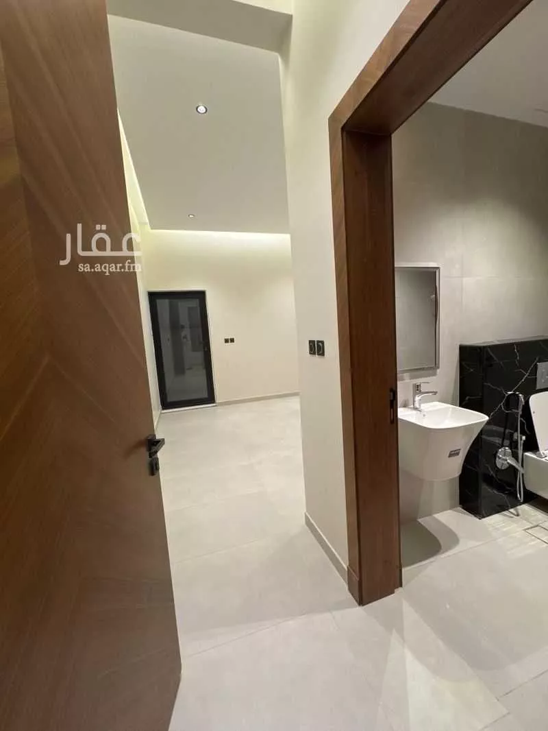 4 bedroom villa in Al Mahdiyyah 11