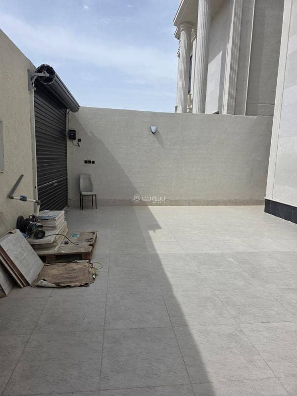 6 bedroom villa in Al Amwaj, Eastern Province 3