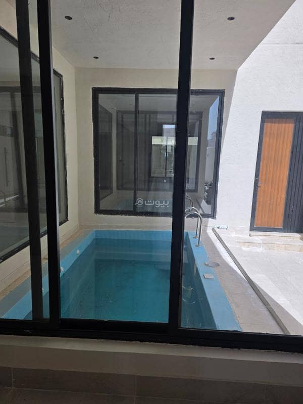 6 bedroom villa in Al Amwaj, Eastern Province 9