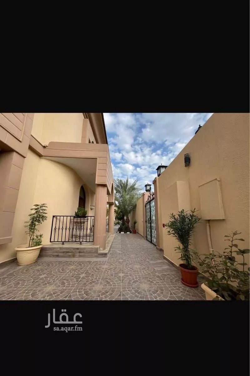 6 bedroom villa in Al Bandariyah 3