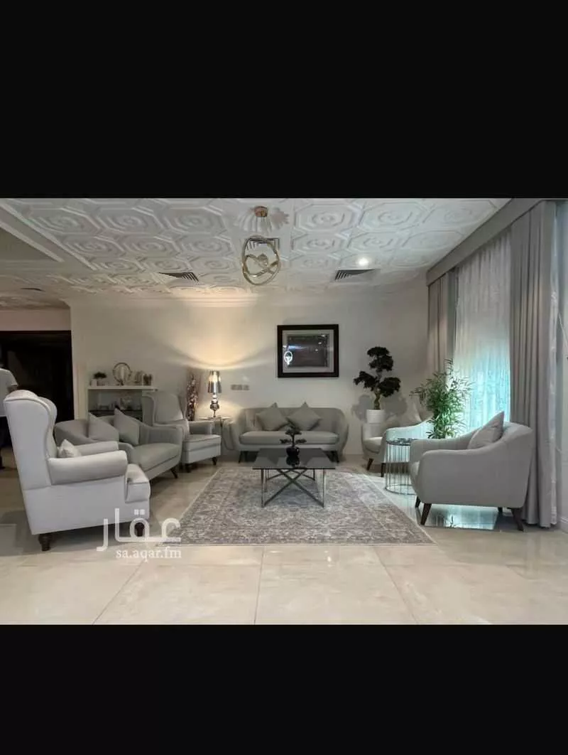 6 bedroom villa in Al Bandariyah 7