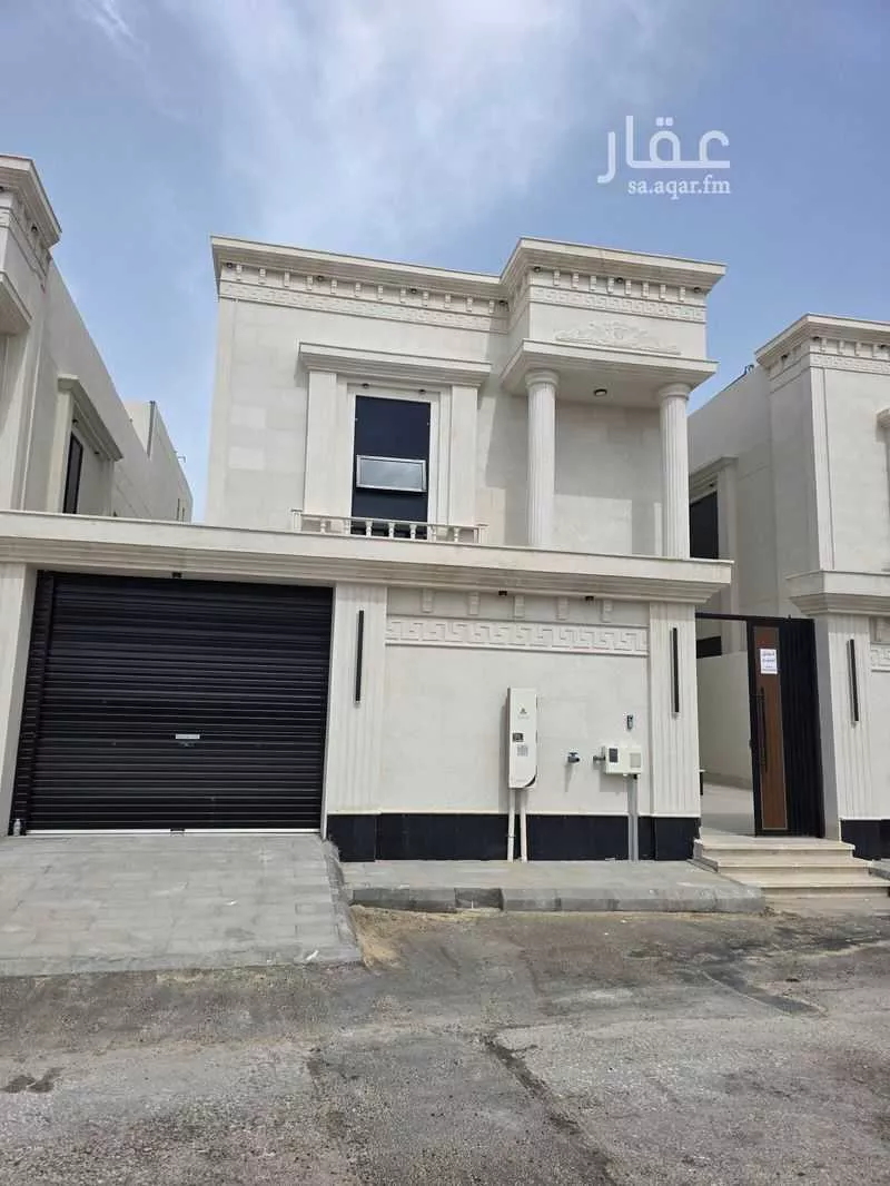 7 bedroom villa in Al Sufun 2