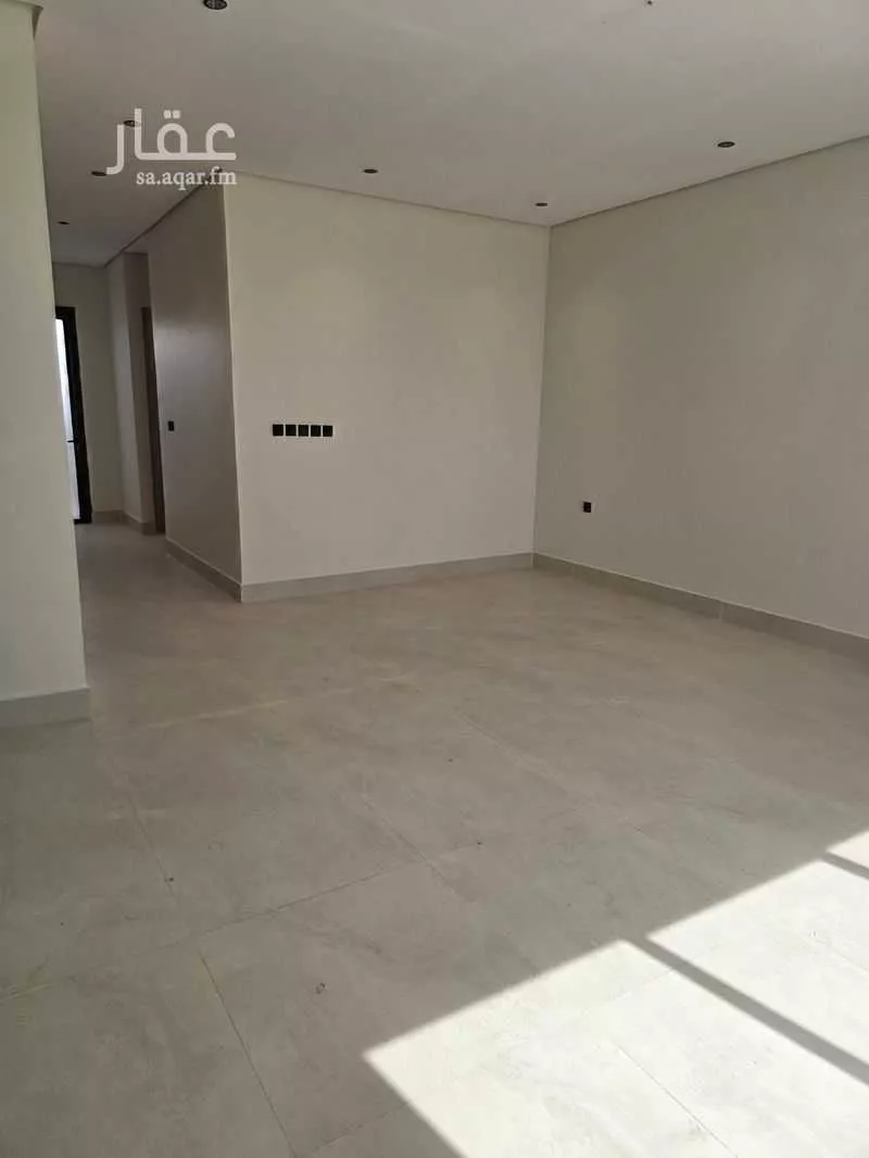 7 bedroom villa in Al Sufun 24