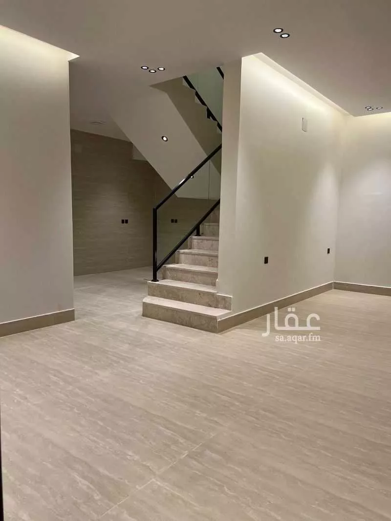5 bedroom villa in Okaz 3