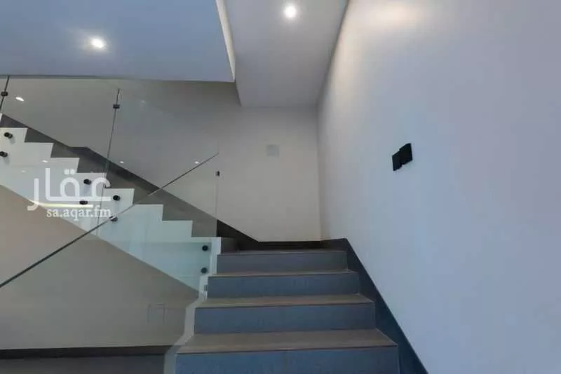 5 bedroom villa in Al Lulu 13