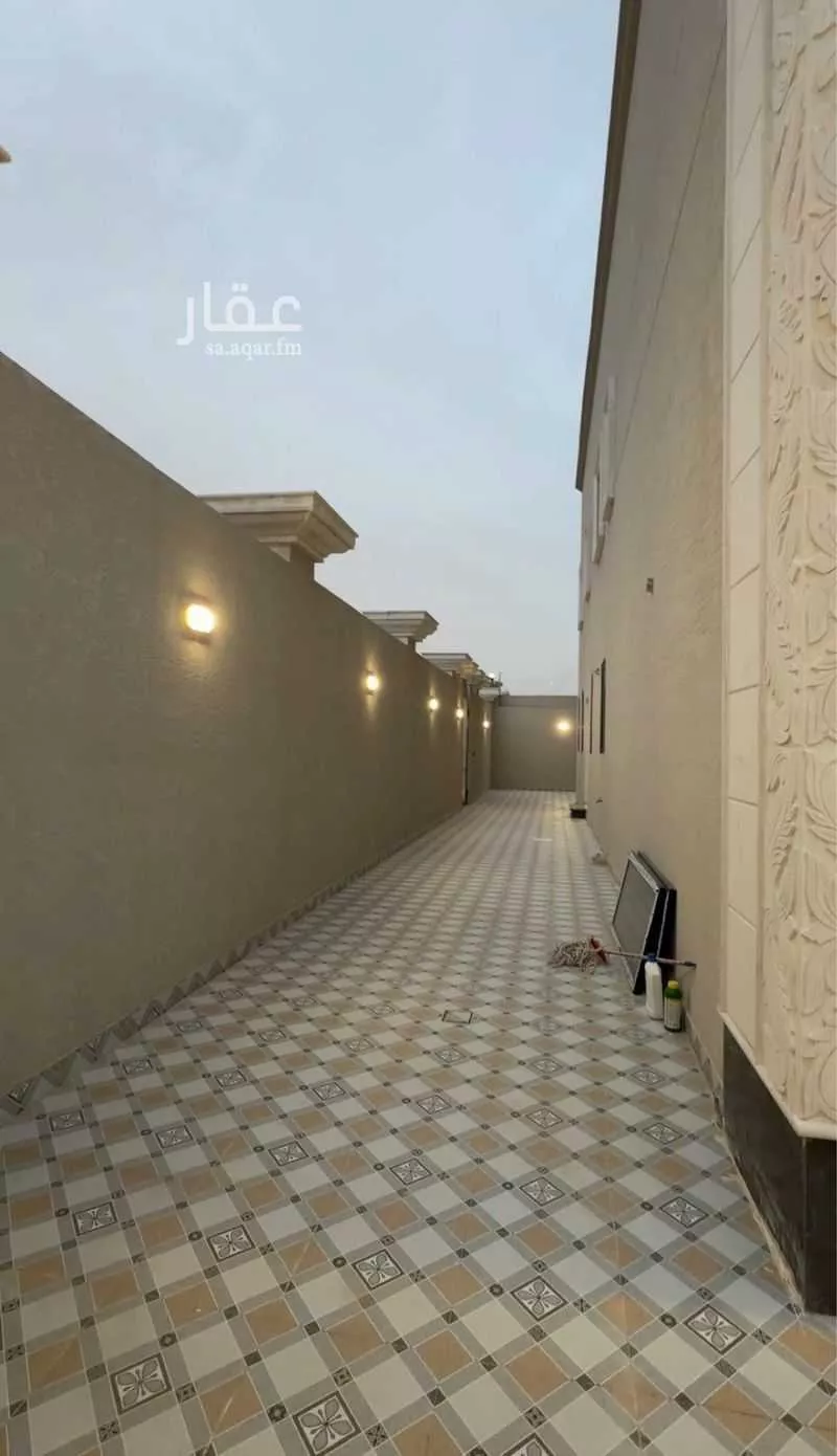 7 bedroom villa in As Sawari 6