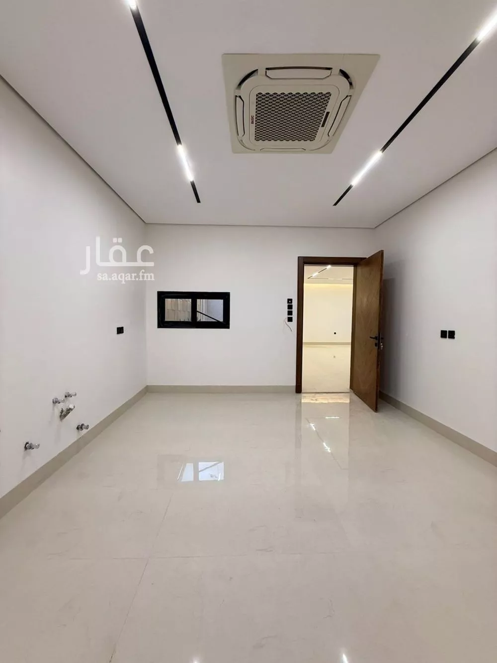 5 bedroom villa in Al Mahdiyyah 8