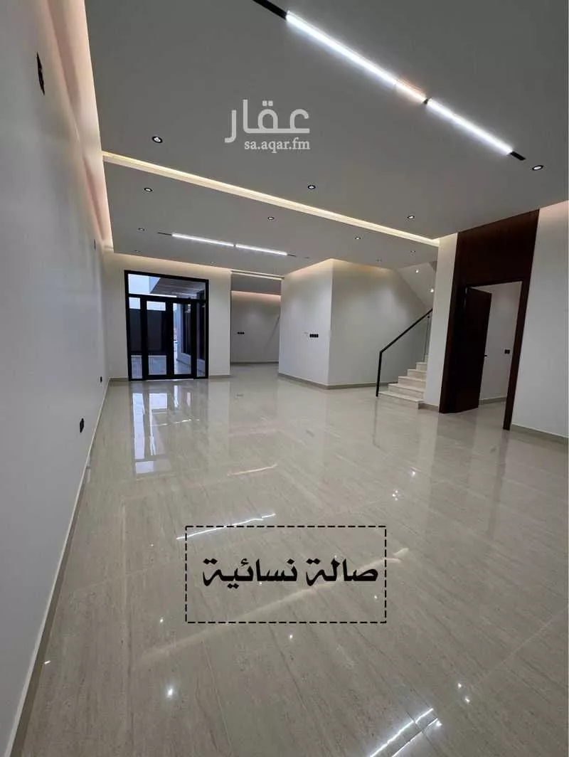 فيلا 4 غرف في الشرق 6