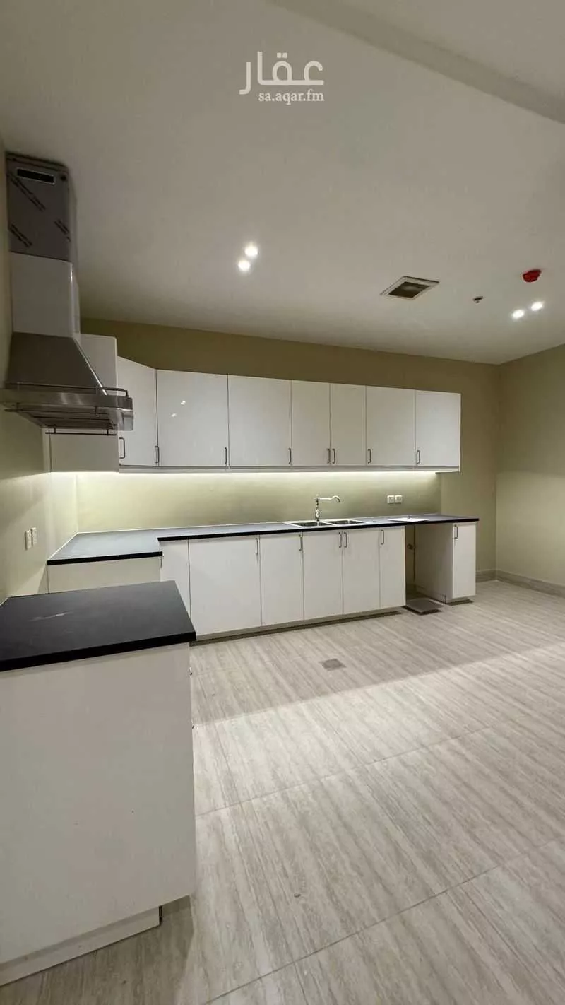 3 bedroom apartment in Al Hamra 4