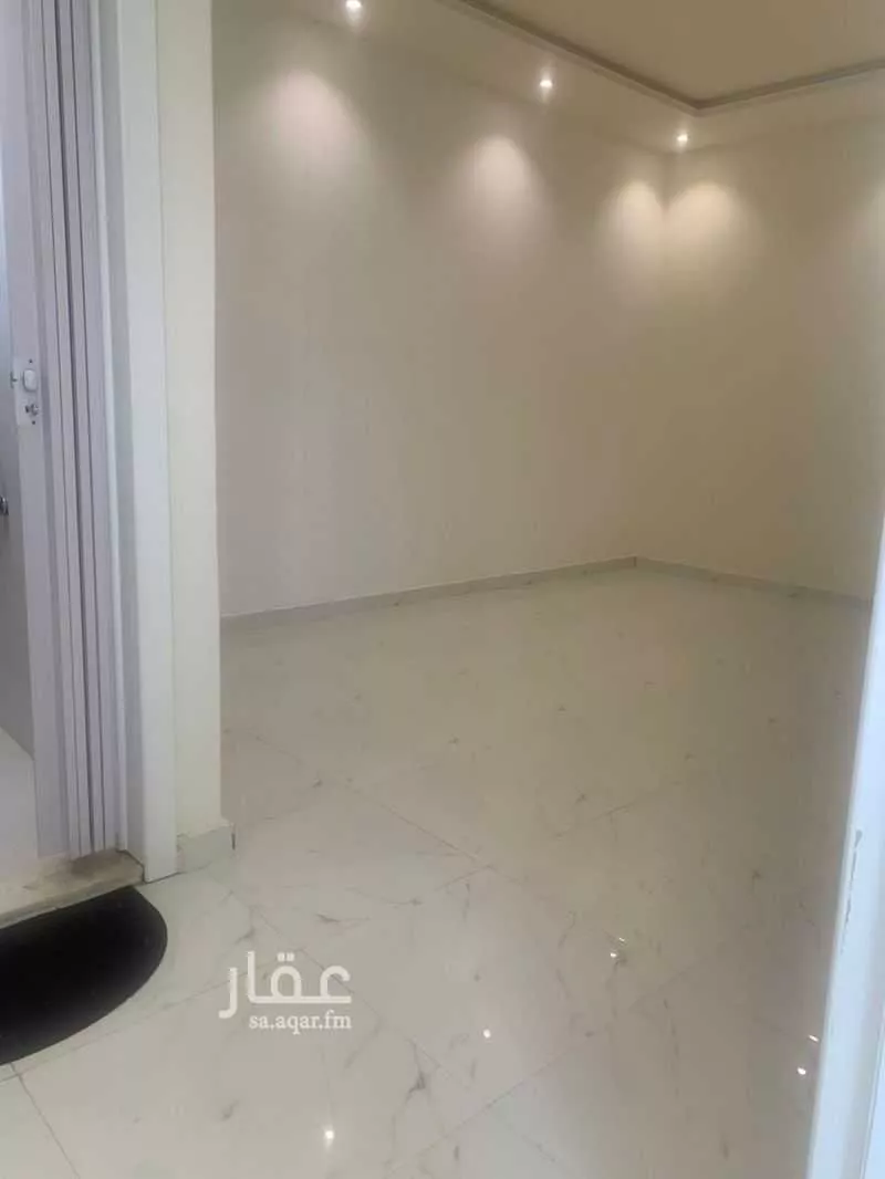 5 bedroom apartment in Tuwaiq 14