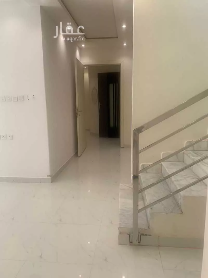 5 bedroom apartment in Tuwaiq 9