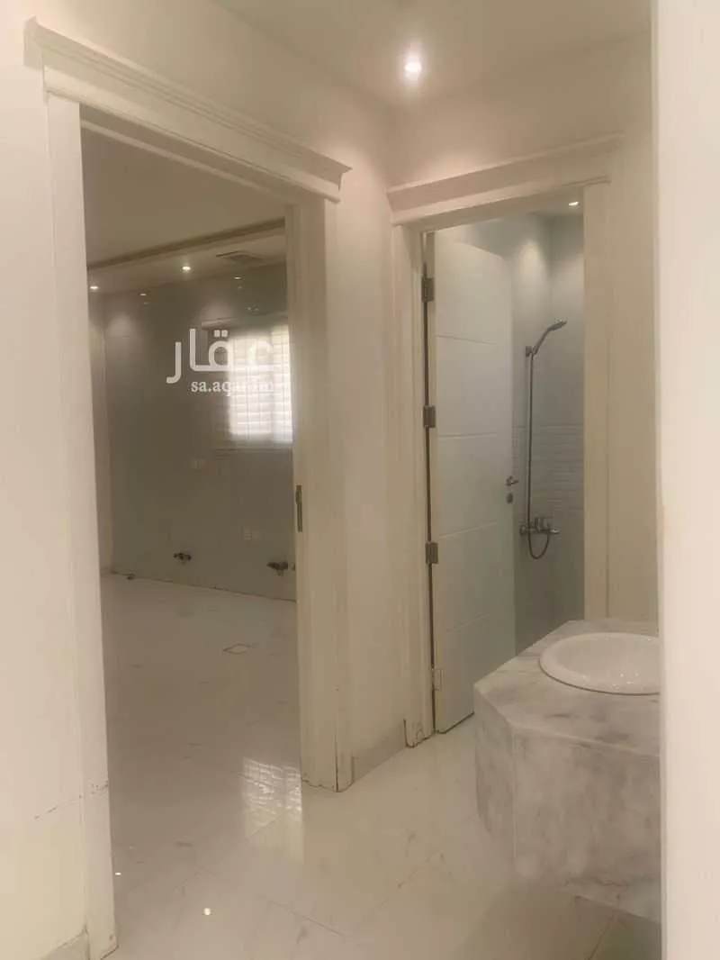 5 bedroom apartment in Tuwaiq 10