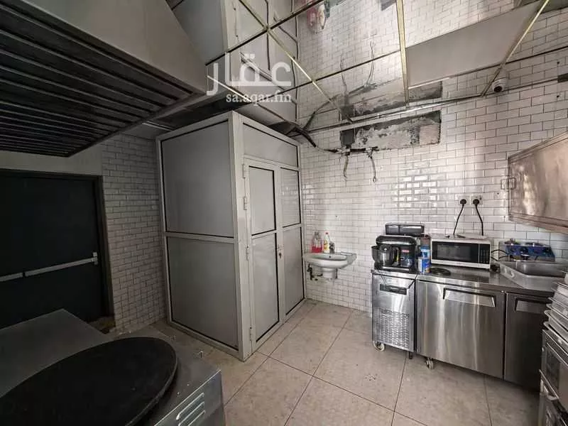 2100 sqm shop in Al Corniche 4