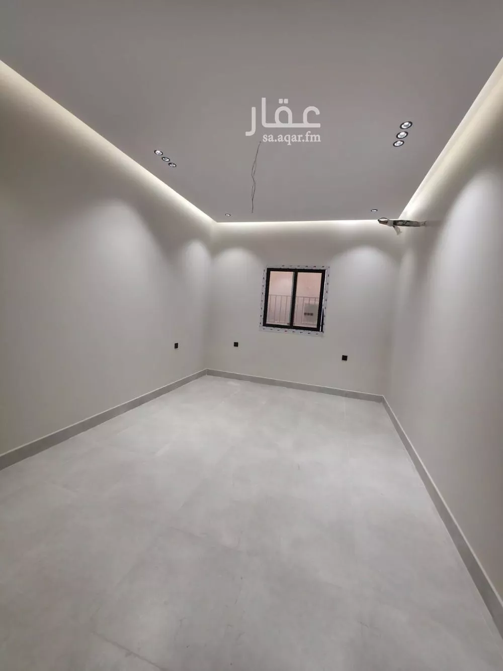 4 bedroom apartment in Al Rawdah 6
