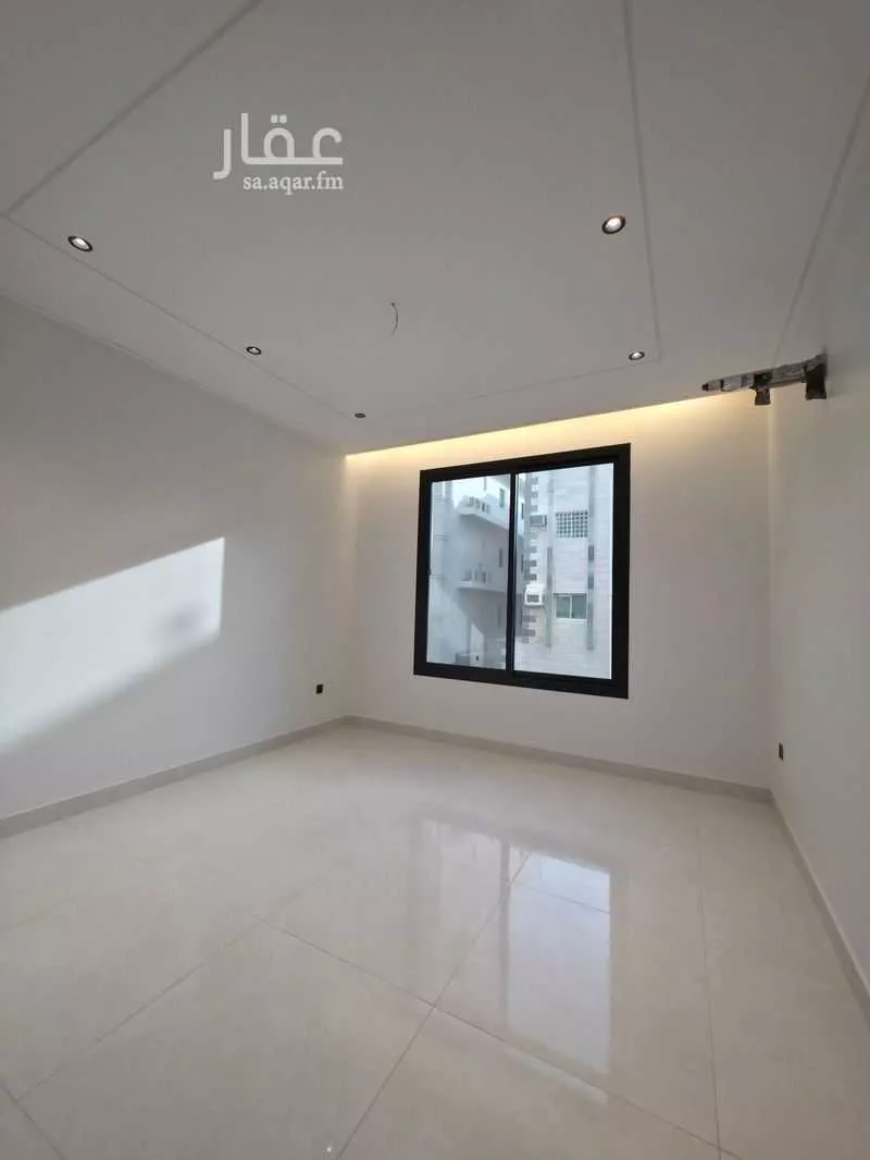 4 bedroom apartment in Al Salamah 16